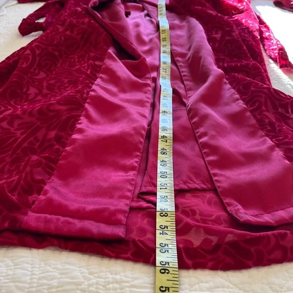 Velvet Burnout Satin Wrap Robe Long Shawl Collar Belt Pockets Women M Red Floral - Picture 14 of 17